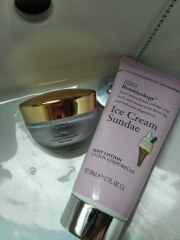 Addicted to buying beauty products? Are you a beauty product hoarder? This thread is for you!