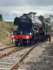 Royal Style and Beauty: Carpe Diadem! No tears or tiers, just tiaras please 