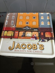 where do you keep your biscuits/crackers for cheese?