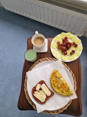 Suck at eating healthily