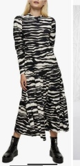 What to wear on a night out- no confidence or fashion sense! 