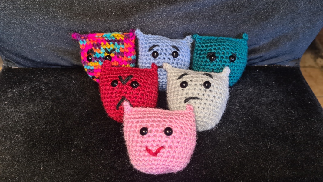 It's Crochet, Knit & Natter 10: New Year, New Yarn, New Thread!