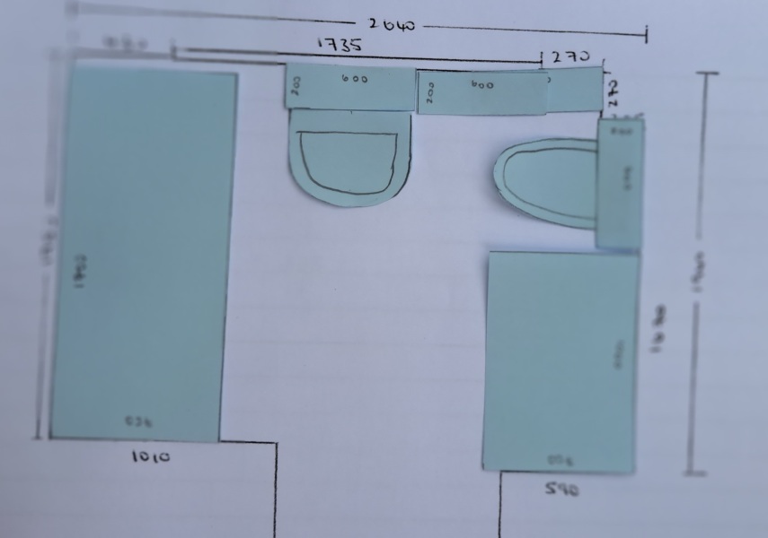 Bathroom - partially covering a window void for a shower - pictures?