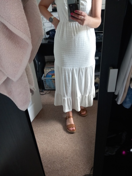 What colour sandles?