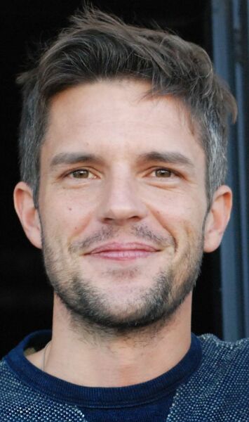 To think that Brandon Flowers looks like Orson Hodge?