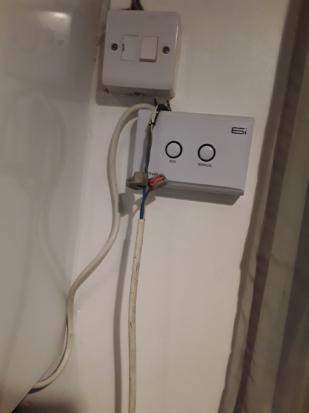 To not allow estate agent access