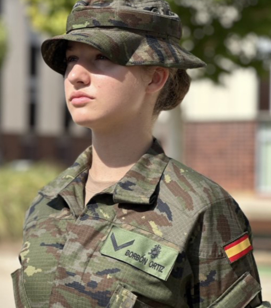 Royal Style and Beauty - what goes in the Bold Tower? White stilettos, green coats and too much of the flower?