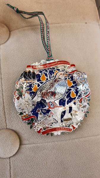 M&S Christmas Decs Online