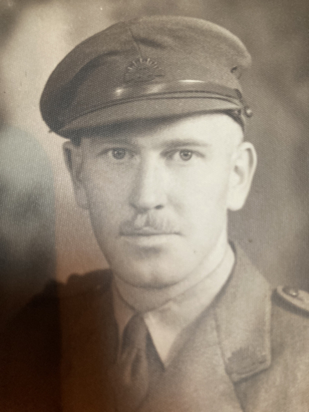 Please tell me any feelings you get from this photo