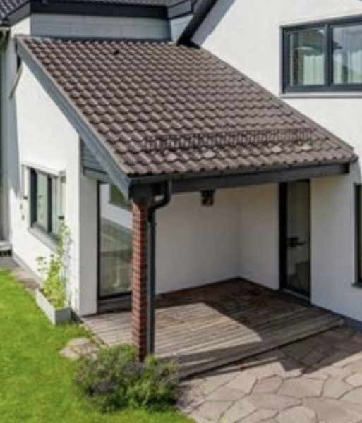 Side utility/hallway extension