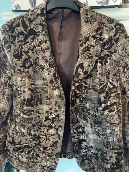 Dark Academia - anyone who loves this style?