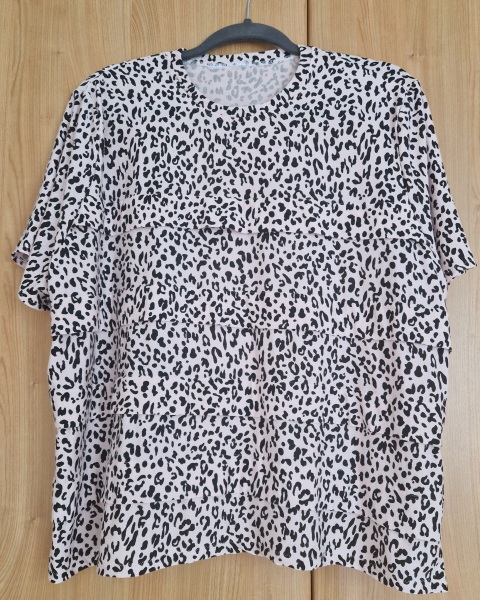 Stitch and bitch #7. Hanging by a thread