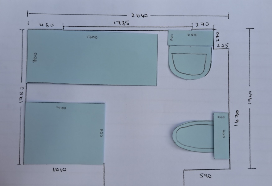 Bathroom - partially covering a window void for a shower - pictures?