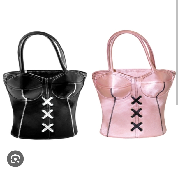 Is it just me or is this the worst bag I've ever seen?