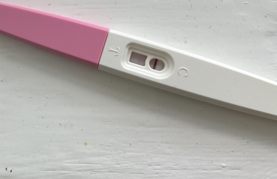 4 weeks pregnant / due April 2024