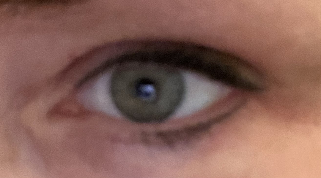 Permanent eyeliner / lip blush