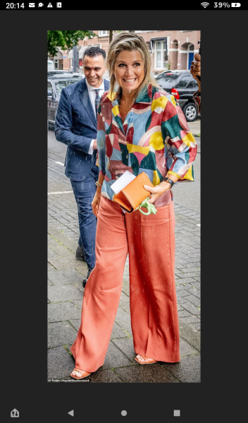 Royal Style and Beauty - what goes in the Bold Tower? White stilettos, green coats and too much of the flower?