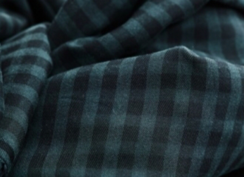 Stitch and bitch #7. Hanging by a thread