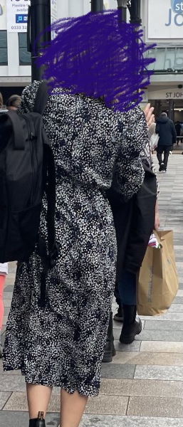 Help me find this dress, please!
