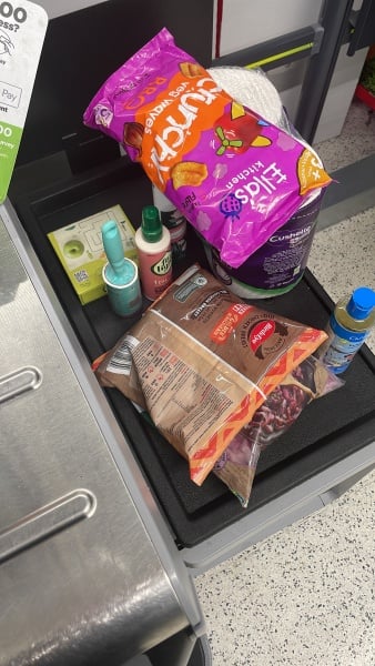 Excuse me but HOW is this a £28 shop???