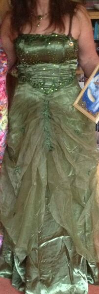 Show me your non traditional wedding dress!