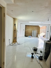 Suggest a neutral/white paint colour