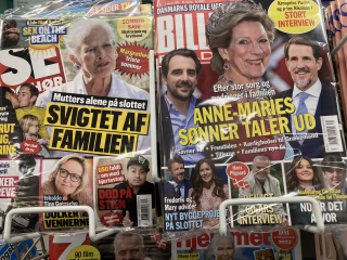 Royal Style and Beauty: Carpe Diadem! No tears or tiers, just tiaras please 