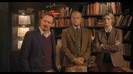 Dark Academia - anyone who loves this style?