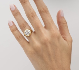 Resetting engagement ring