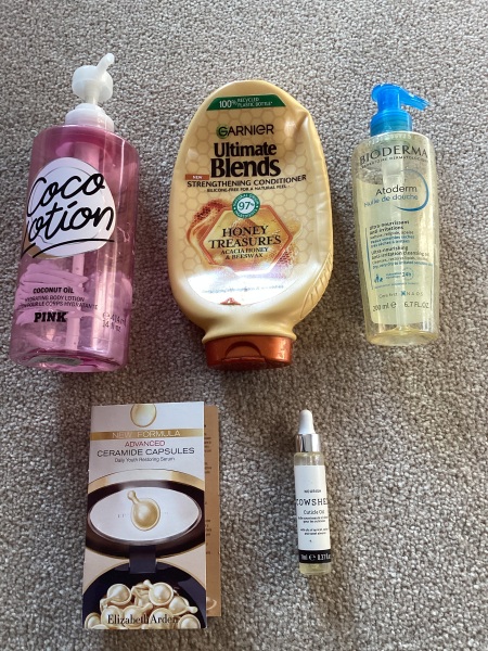 Do you get the urge to splurge on beauty products? Are your cupboards full of your stash? Join this group of beauty addicts!