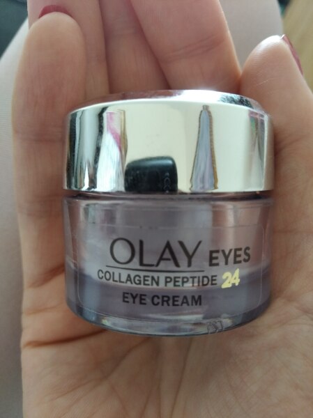 Do you get the urge to splurge on beauty products? Are your cupboards full of your stash? Join this group of beauty addicts!