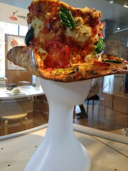 Les Parisiennes des Mamanset: A Sin of Pride