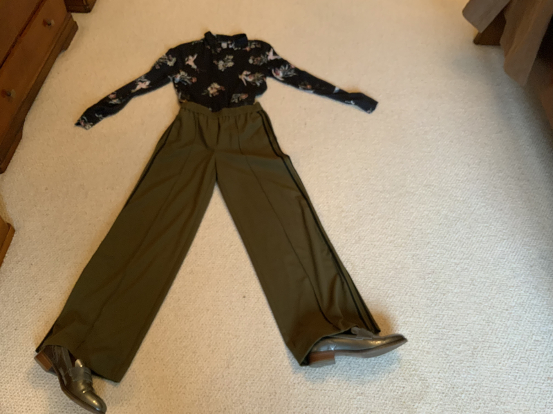 Dark Academia - anyone who loves this style?