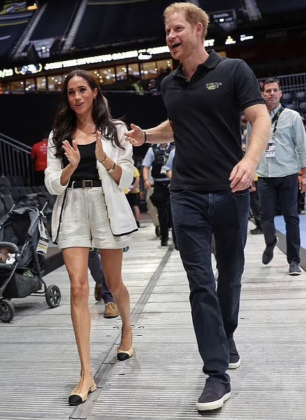 Royal Style and Beauty - what goes in the Bold Tower? White stilettos, green coats and too much of the flower?