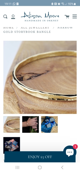 Looking for scandi gold bracelets, can anyone signpost for me?