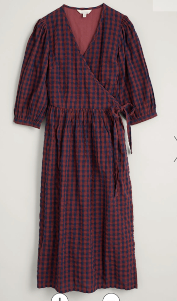 Toasties eagerly waiting for sale day, while worrying about the life of their resold items