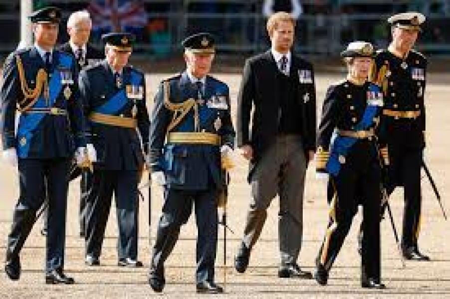 Double amputee war hero who inspired Prince Harry to start Invictus 'disagrees' with Duke's claim British press did not cover stories of wounded in Afghanistan as Colonel says his popularity is dwindling with veterans