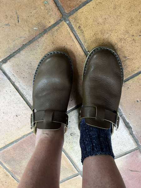 Toasties eagerly waiting for sale day, while worrying about the life of their resold items