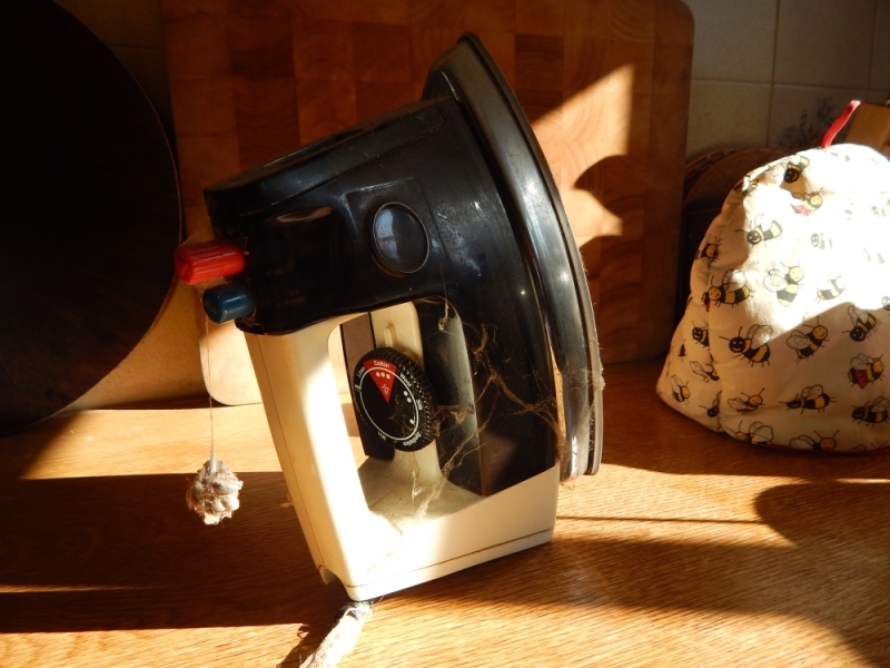 Thread 9 - TalkLair: “Russell's teapot goes on being round”