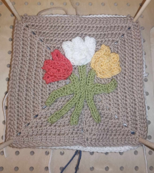 Woolly Hugs: A blanket in memory of JanH.