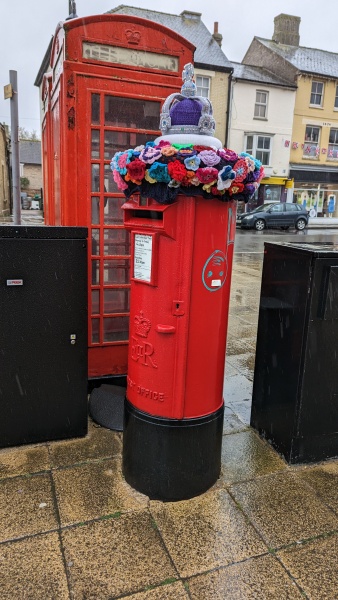 To think that postbox toppers are an aberration and those who produce them should be shot at dawn (I should say 'light hearted' here but it goes against the grain)