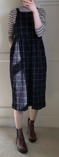 Toasties eagerly waiting for sale day, while worrying about the life of their resold items