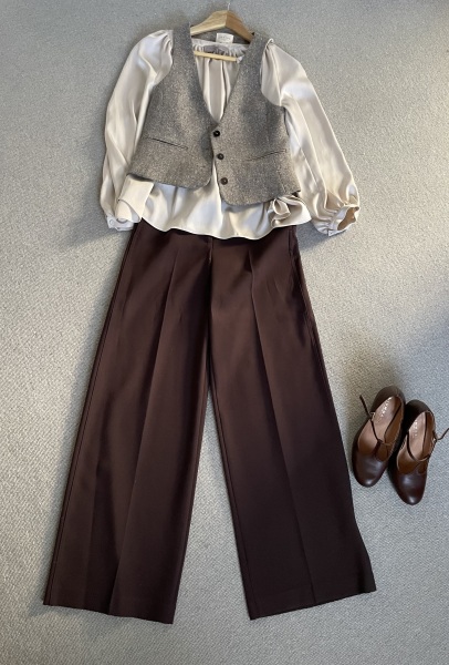 Dark Academia - anyone who loves this style?