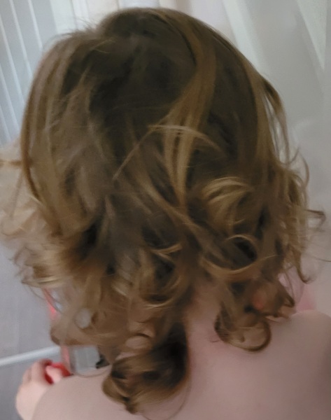 Any tips for styling DD (2.5) wavy hair?