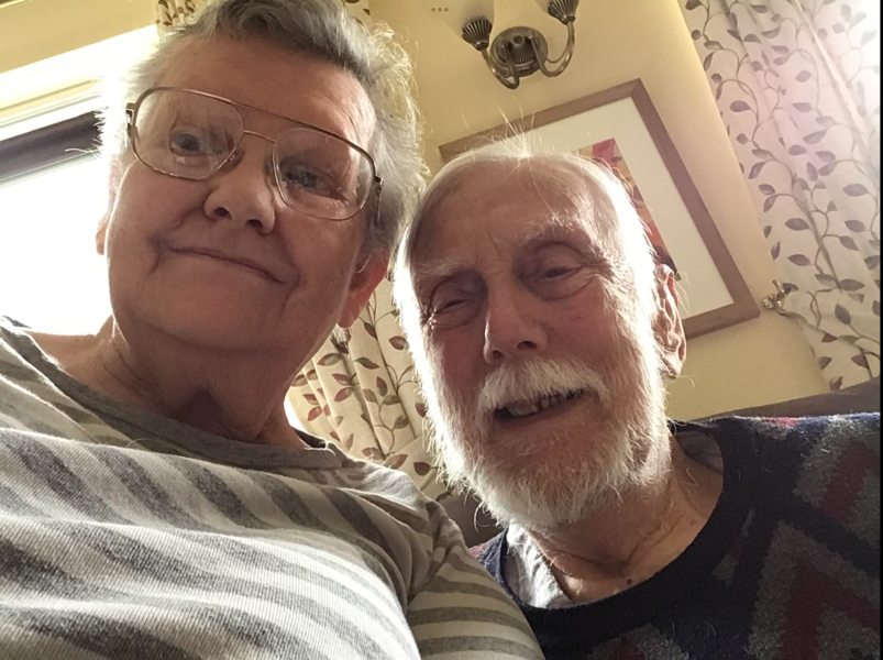 Woolly Hugs: A Blanket for fellow Mumsnetter thegreylady. Can you help us please?