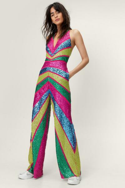 Please help me find an incredibly EXTRA dress