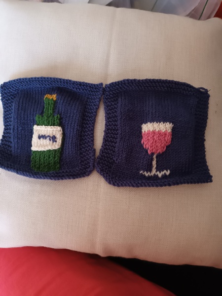 Woolly Hugs: A blanket in memory of JanH.