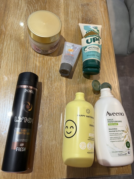 Do you get the urge to splurge on beauty products? Are your cupboards full of your stash? Join this group of beauty addicts!