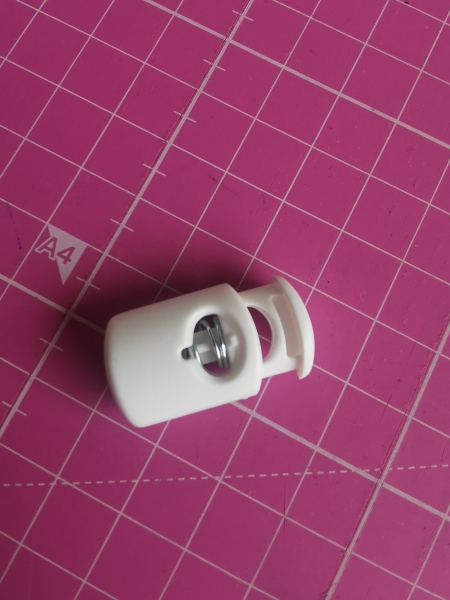 Stitch and bitch #7. Hanging by a thread