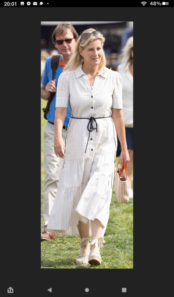 Royal Style and Beauty - what goes in the Bold Tower? White stilettos, green coats and too much of the flower?